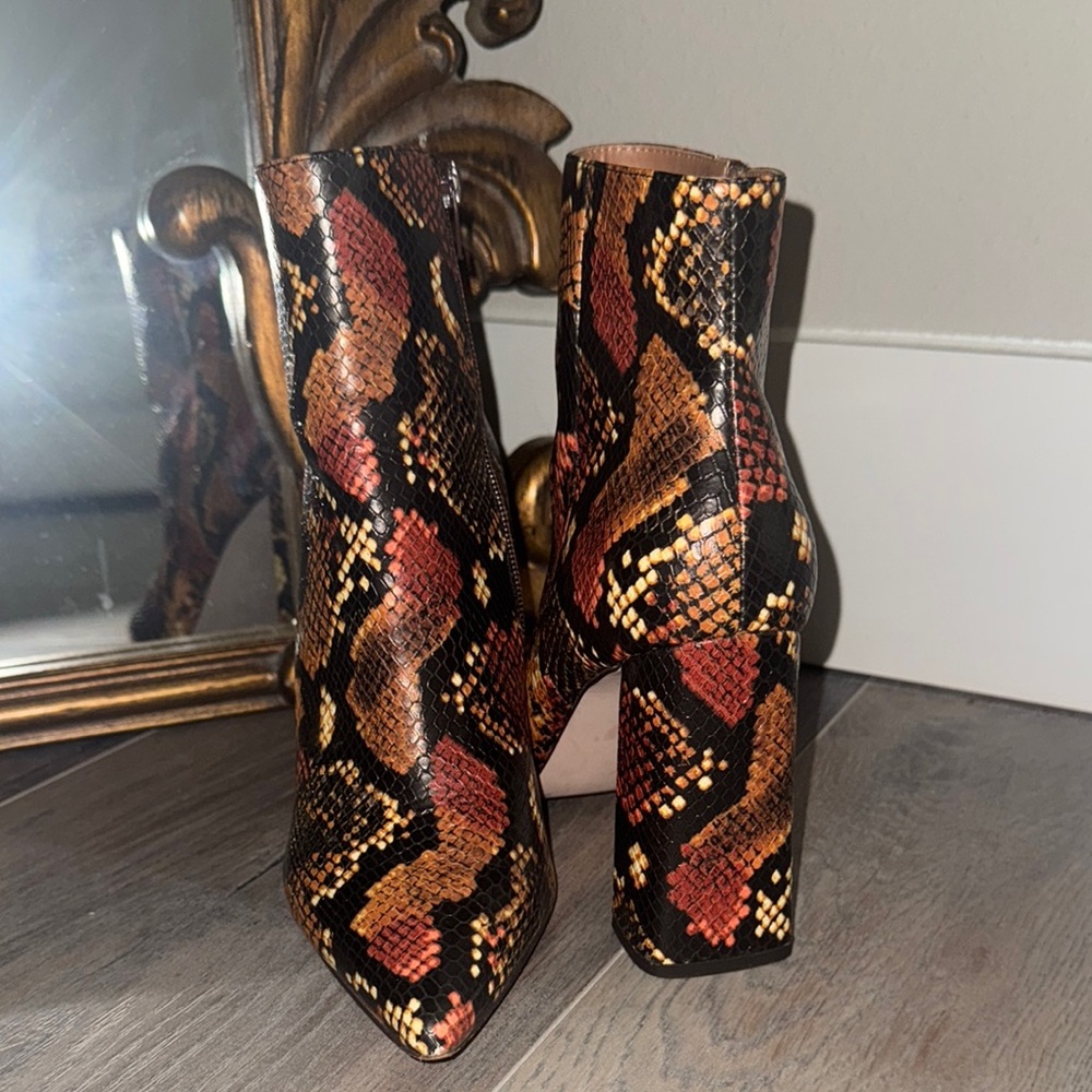 Steve Madden Black and Brown Heeled Boots